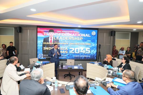 Berhasil Pertahankan Disertasi tentang Kepemimpinan  Tranformasional dan Orkestr...