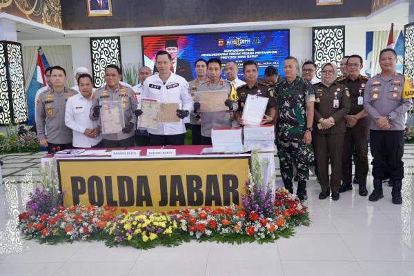 Bongkar Praktik Gelap Mafia Tanah di Bandung, Menteri AHY: Kita Berhasil Selamat...