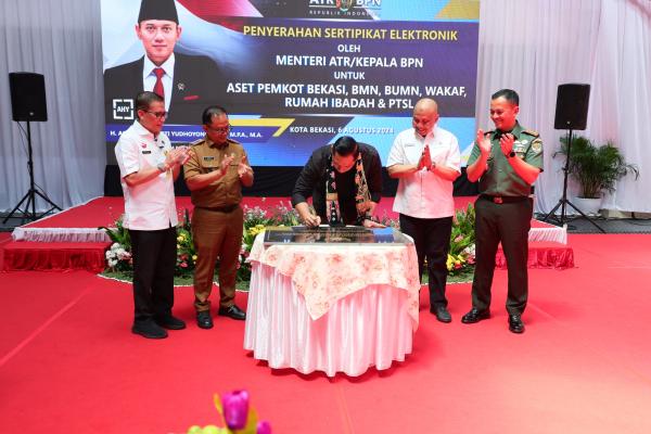 Apresiasi Revitalisasi Kantah Kota Bekasi, Menteri AHY Harapkan Bisa Semakin Men...