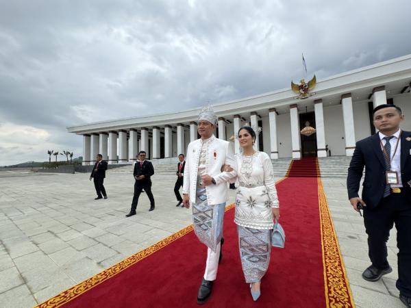 Menteri AHY Ikuti Upacara Peringatan HUT ke-79 RI di IKN: Momen Bersejarah, Perj...